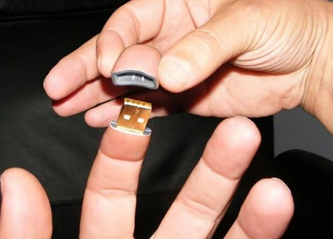 USB Finger cyborg